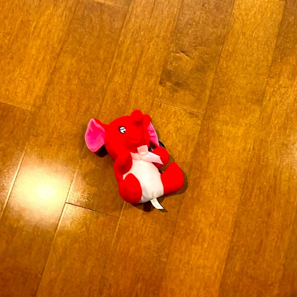 Brand new red and white elephant best offer